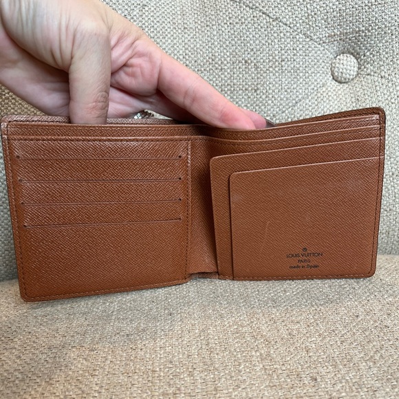 SALE ⏰ Louis Vuitton Monogram Bifold Wallet - Picture 2 of 12
